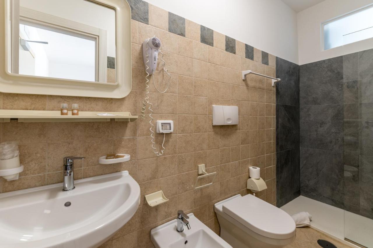 Calanca Apulian Residence Torre Santa Sabina Extérieur photo